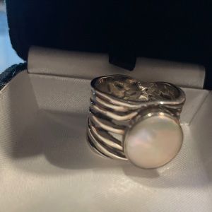 Silpada Pearl ring. 925 Sterling silver